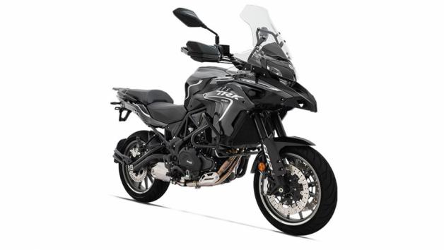 Benelli TRK 502: Δική σου με 6.299 ευρώ ή με 30% προκαταβολή έως 24 άτοκες δόσεις 